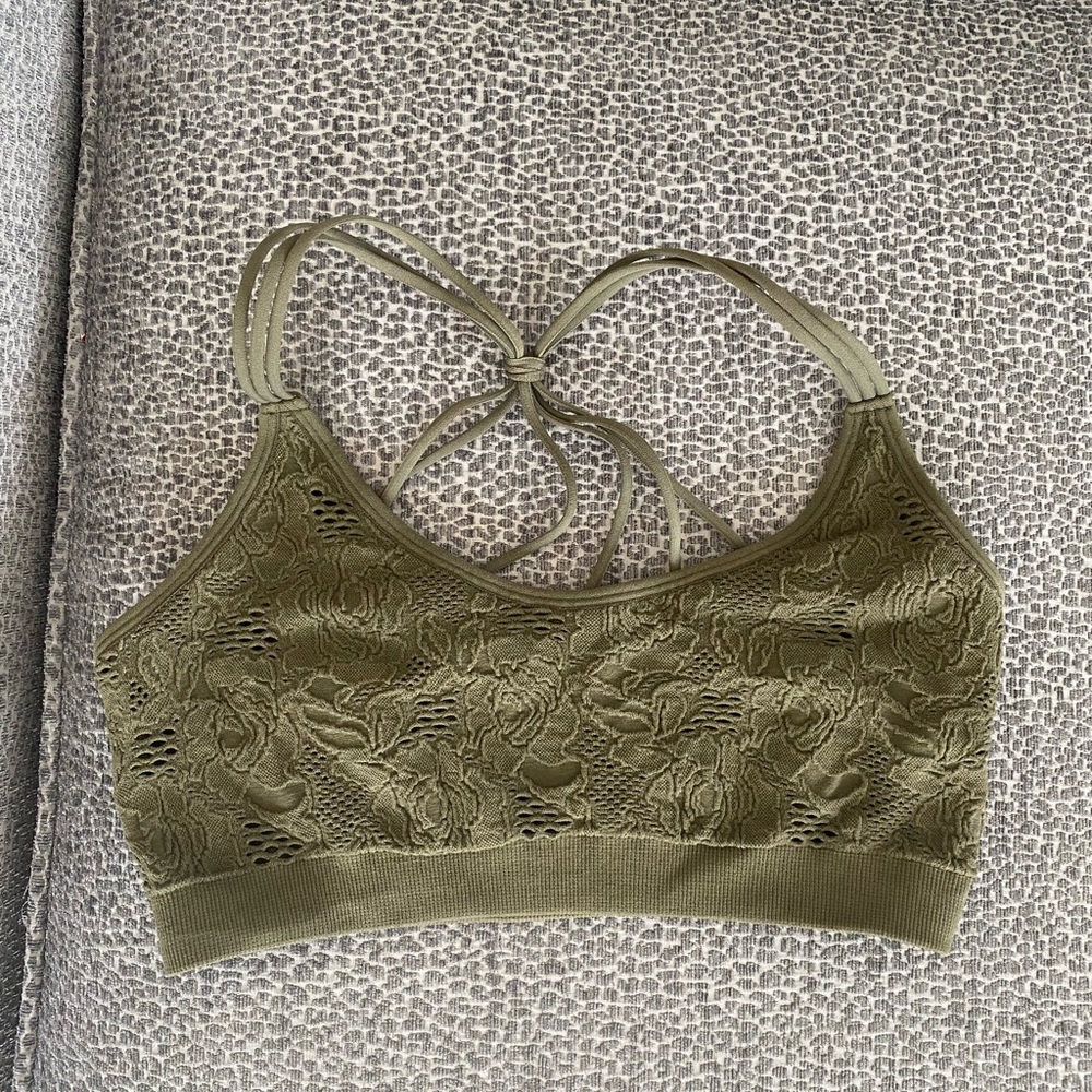 Olive green Guess sports bra XS/S worn once